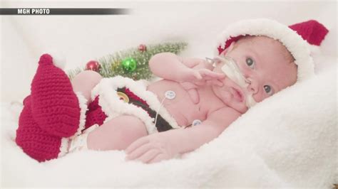 Newborns in NICU celebrate first Christmas with festive photo shoot